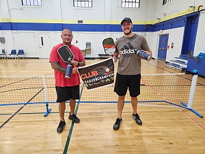 Dinky Dink (u) - CHAMPS photo