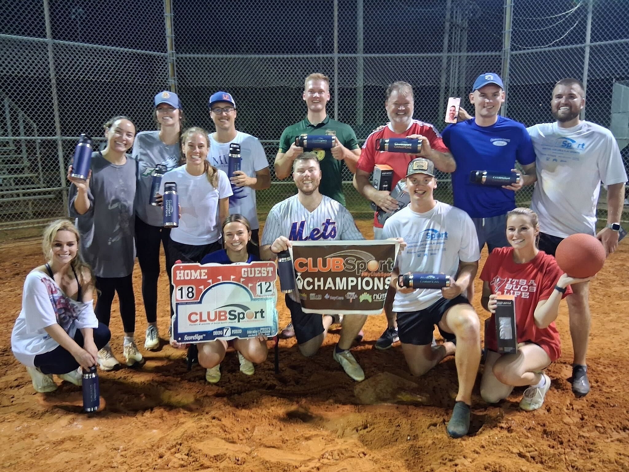 Kicky Minaj (r) - CHAMPS