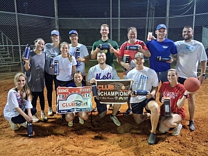 Kicky Minaj (r) - CHAMPS photo