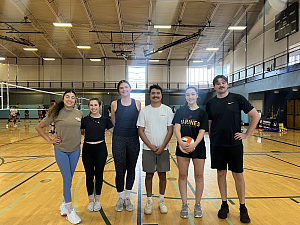 Set Squatches Team Photo