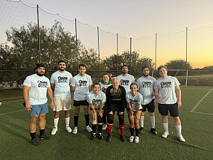 cuatro peles Team Photo