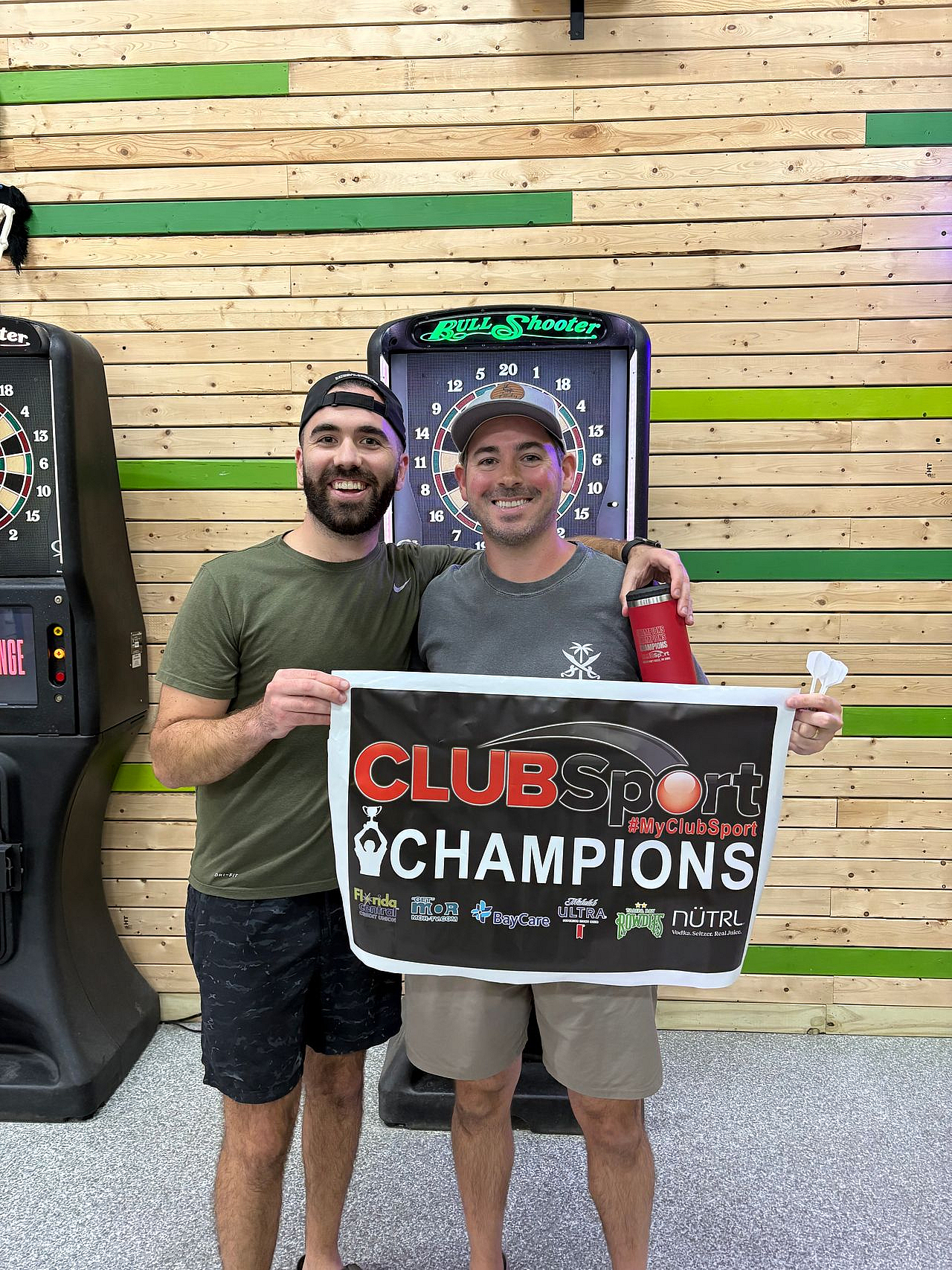 Pack of Darts (c) - CHAMPS