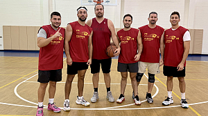 Hebrew Hoopers Team Photo