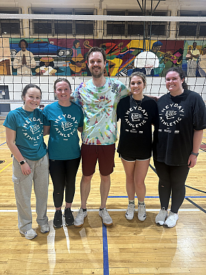 Más Volleyball Academy Team Photo