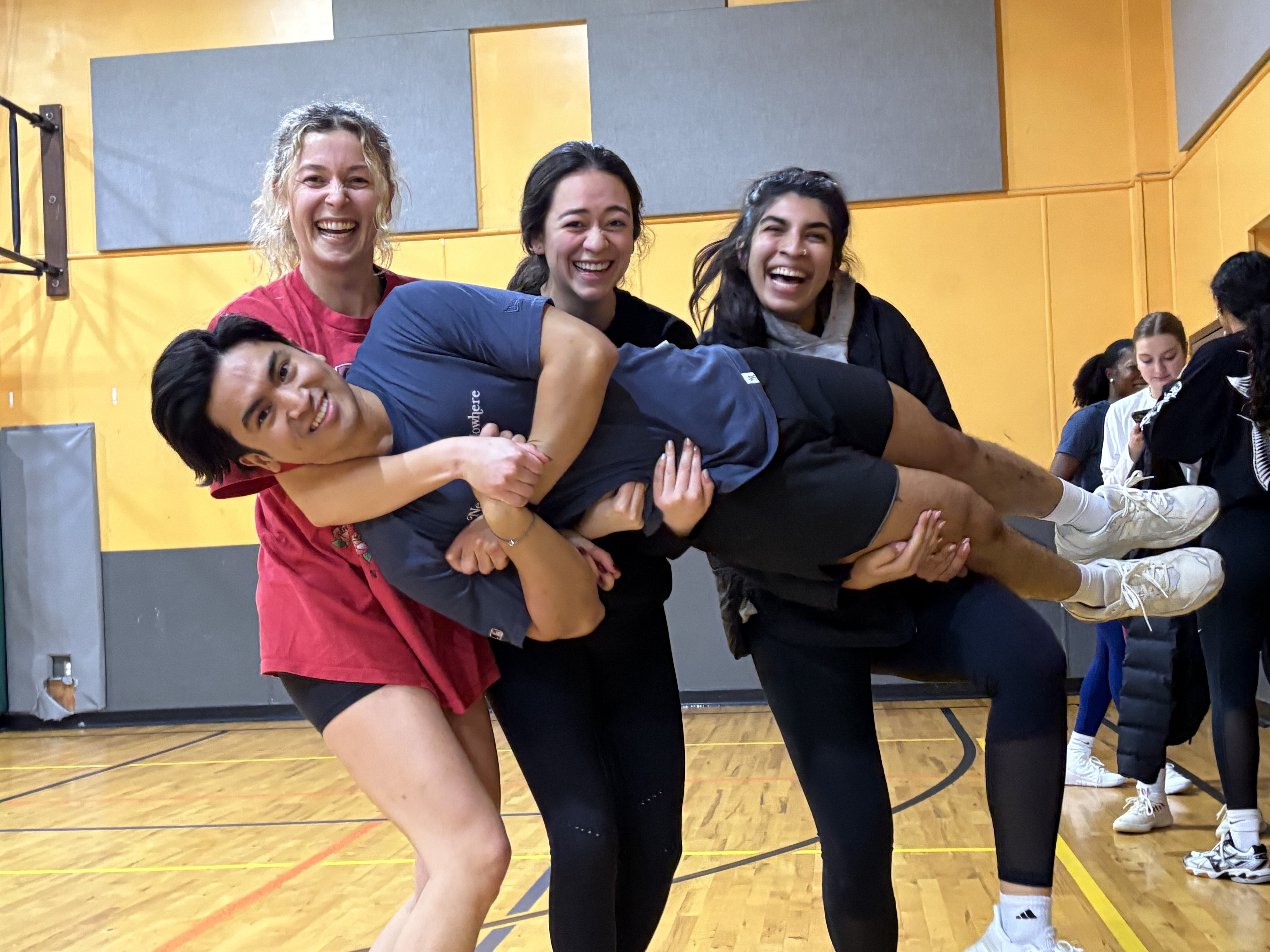 POTG - She and He Flies