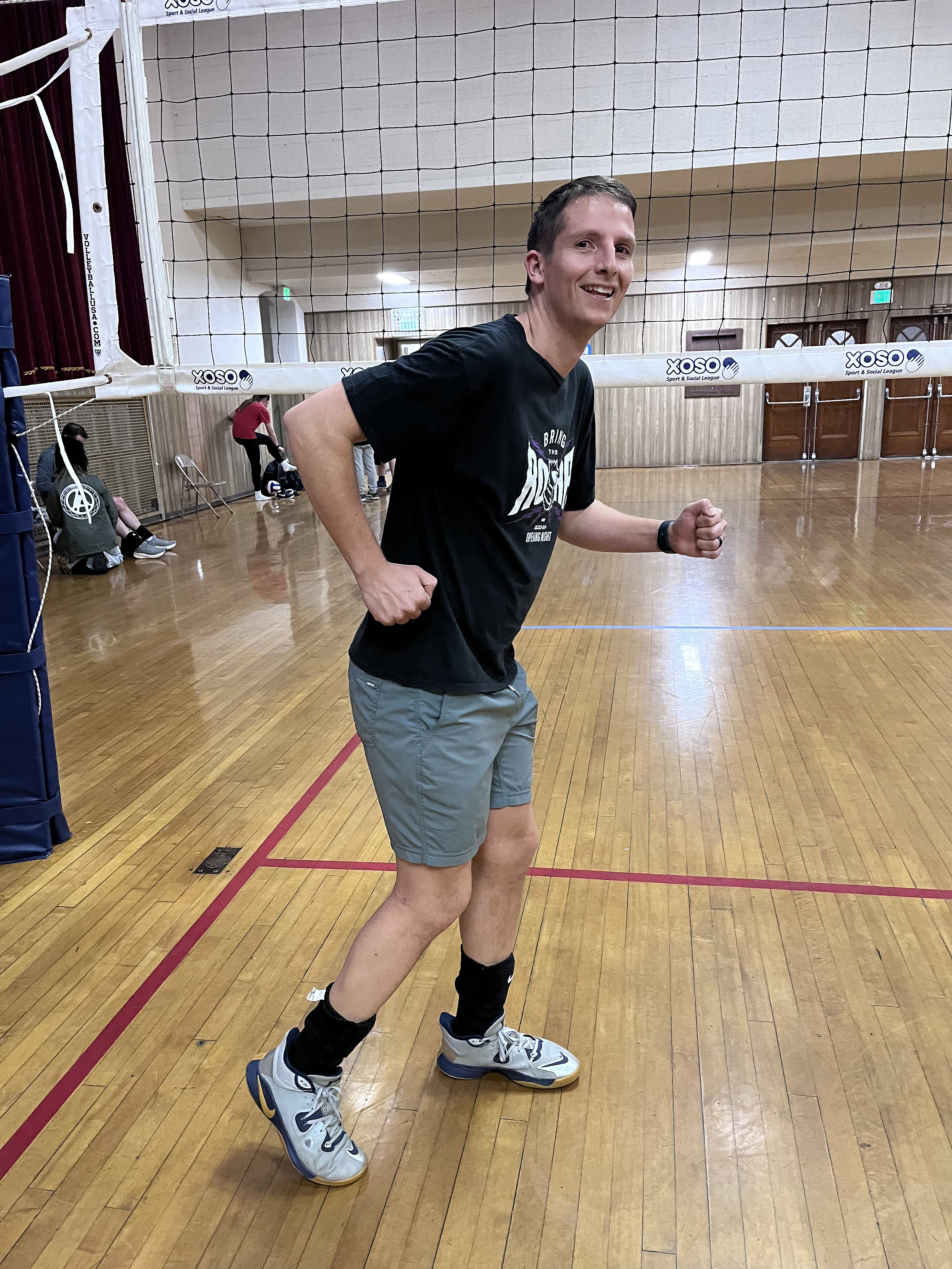 POTG - Champagne Servers