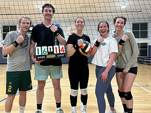 Spikeaholics Team Photo