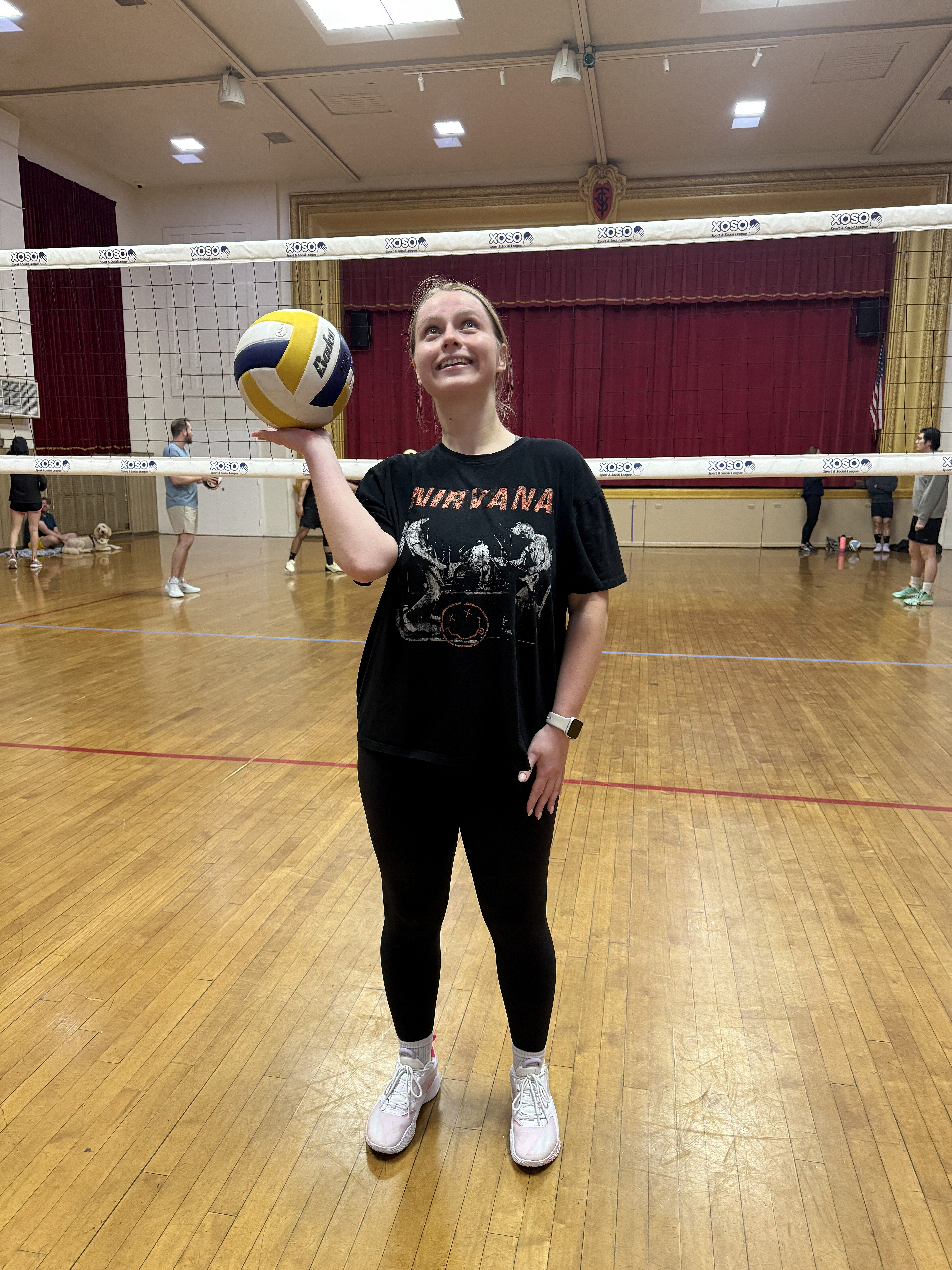 POTG - Champagne Servers