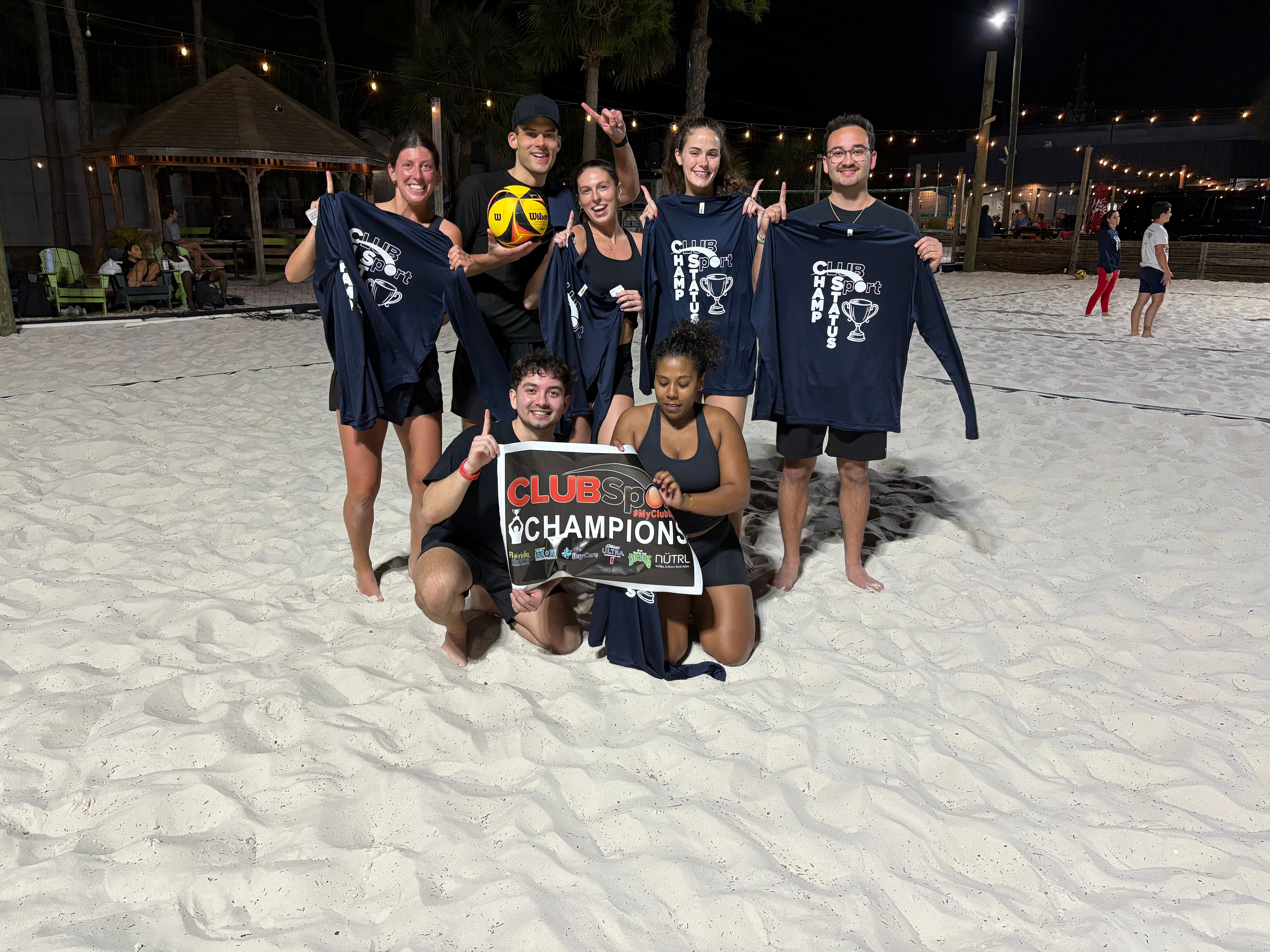 Servin Looks (r) - CHAMPS