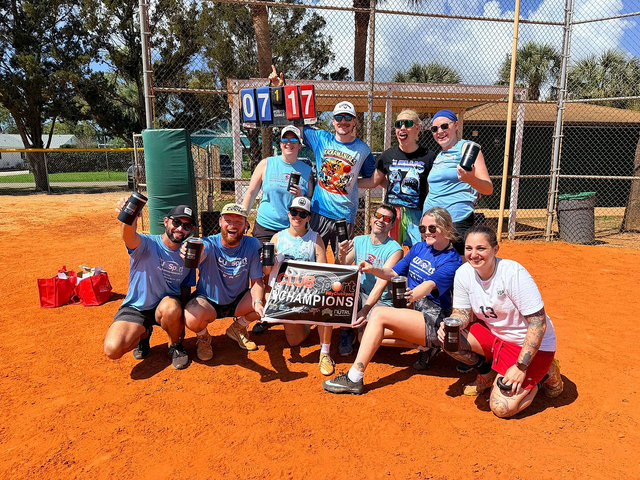 Alcoballics - CHAMPS