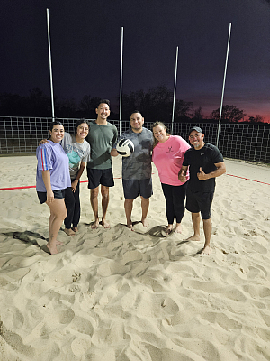 Thursday Spikers Team Photo