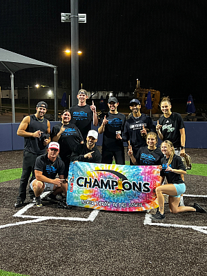 Serving Bunt (c) - CHAMPS photo