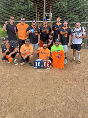 Dumpies Dingers Team Photo