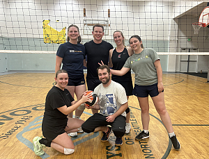 Volley Parton  Team Photo