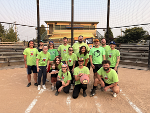 Kickin’ Some Grasses Team Photo