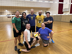 HOT TO SERVE! Team Photo