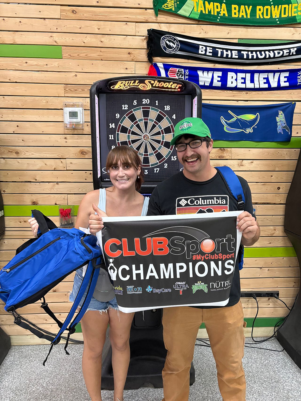Dartaholics (r) - CHAMPS